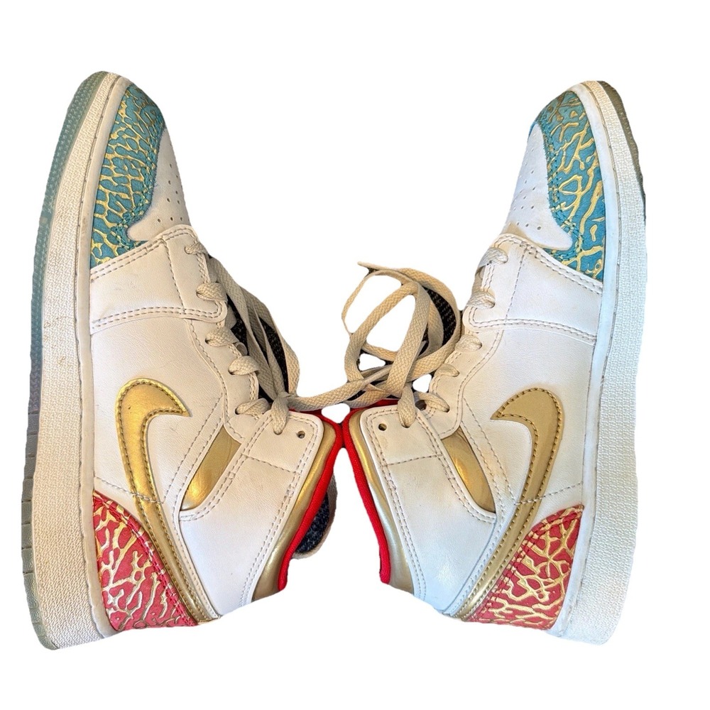 Limited Edition Rare Nike Air Jordan 1 Mid NC To Chi 2023  FB2212-100 Size  4.5 - Picture 6 of 12